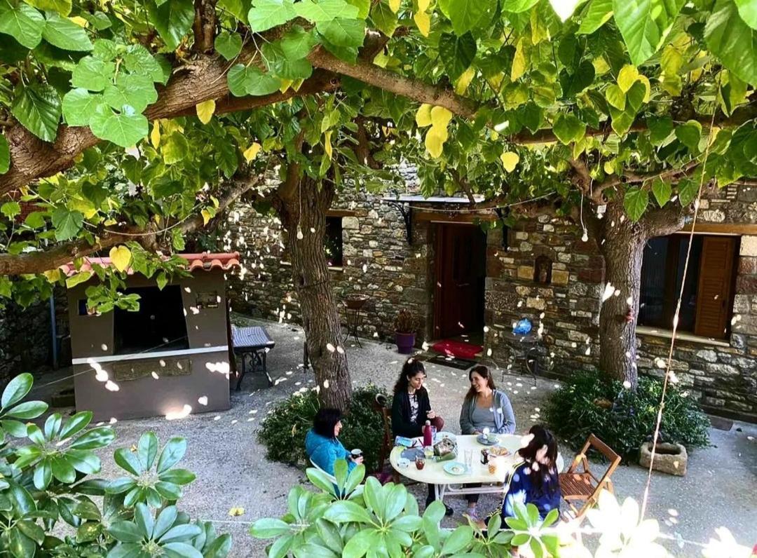 "The Stone" Apartment Agios Vlasios  Exterior photo